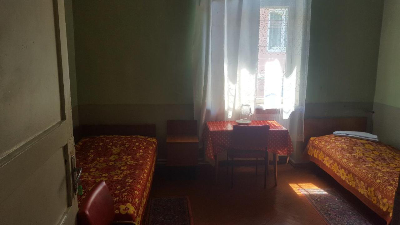 Firuza Hostel Bordžomi Exteriér fotografie